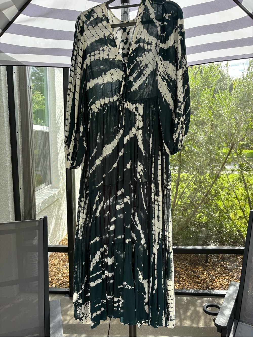 Young Fabulous & Broke Dark Green and Cream Tie-Dye Maxi Dress